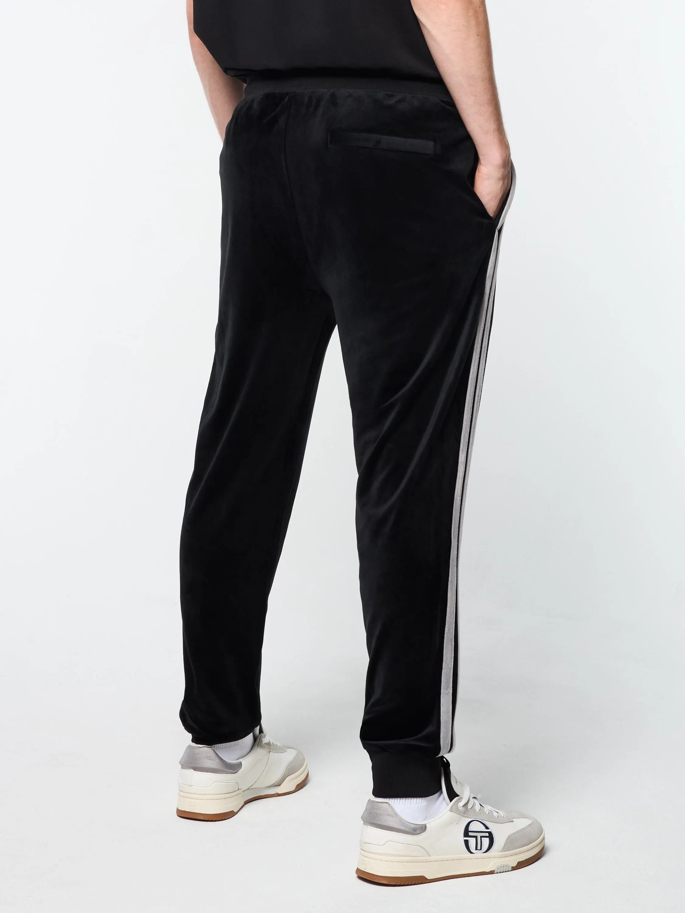 Damarindo Velour Track Pant- Black Beauty