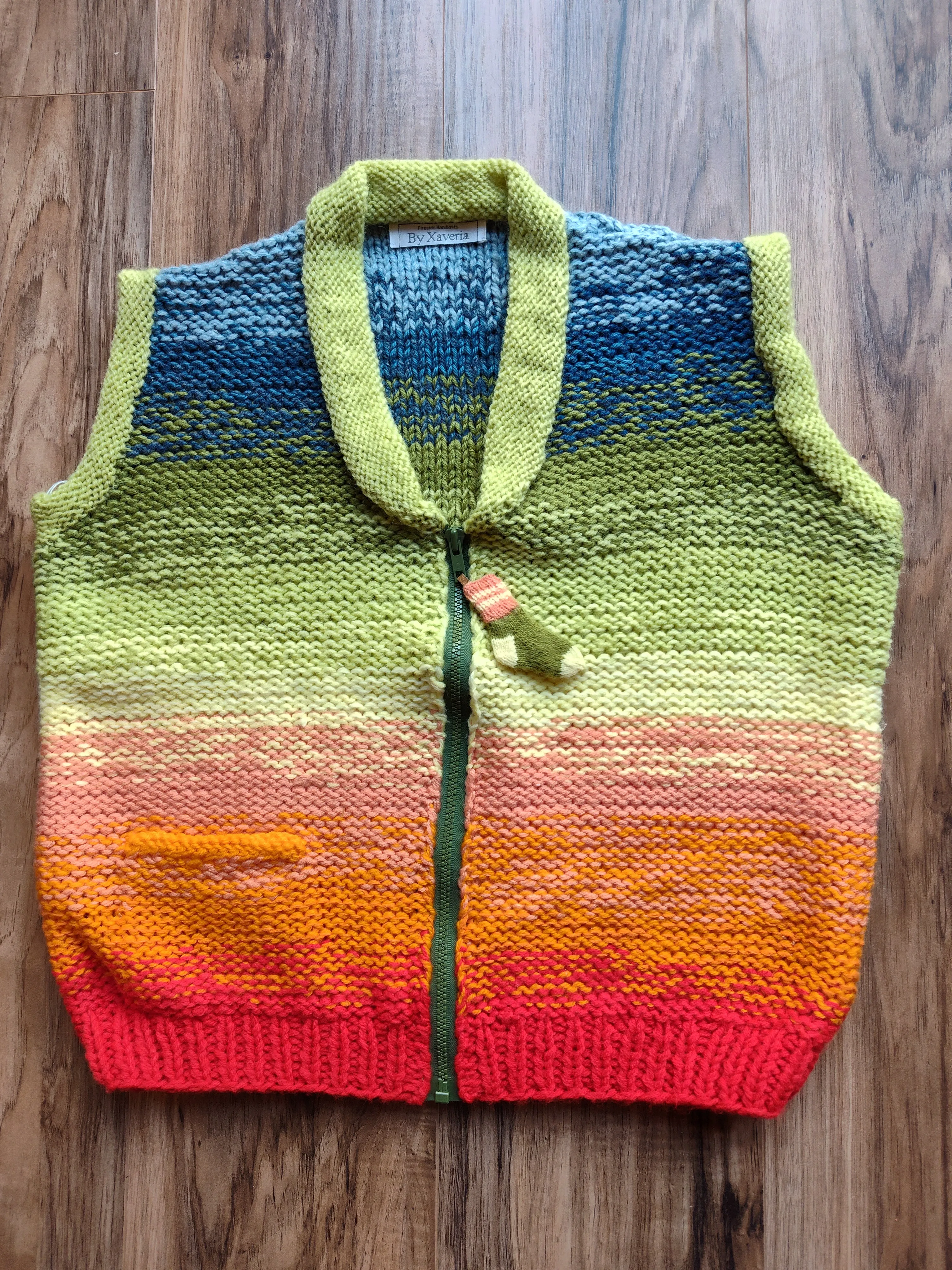 FC1-191 Hand Knitted Vest with Zipper