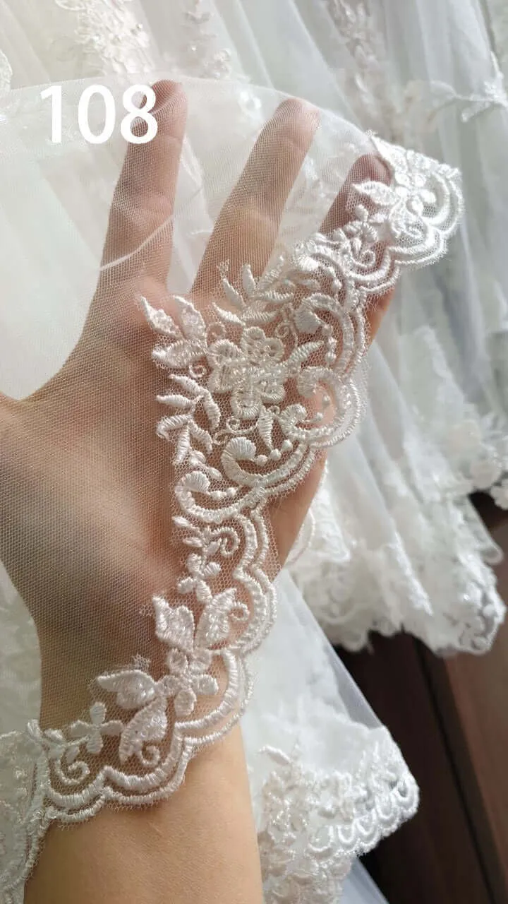 Fingertip Lace Veil - Double Layer