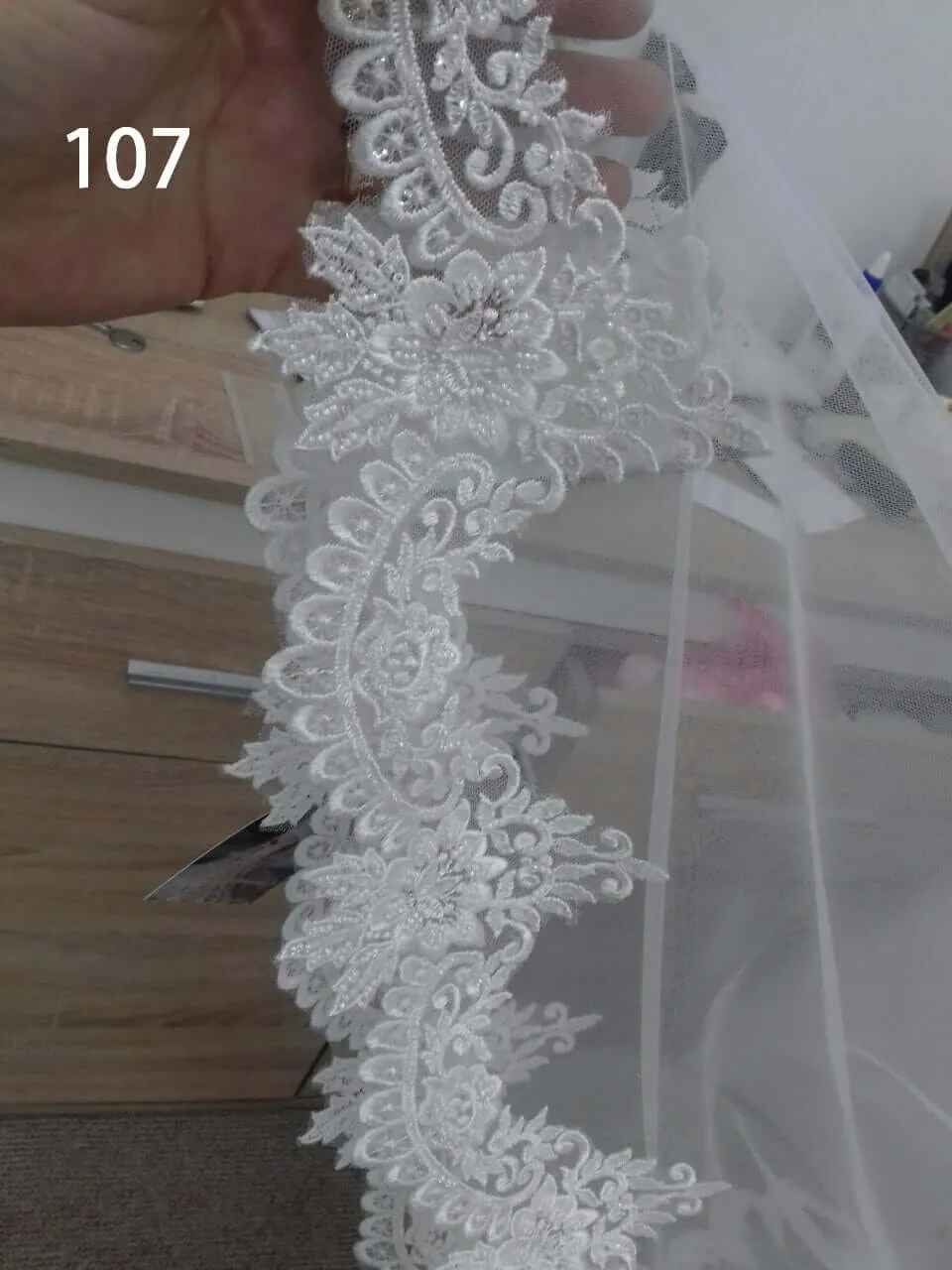 Fingertip Lace Veil - Double Layer