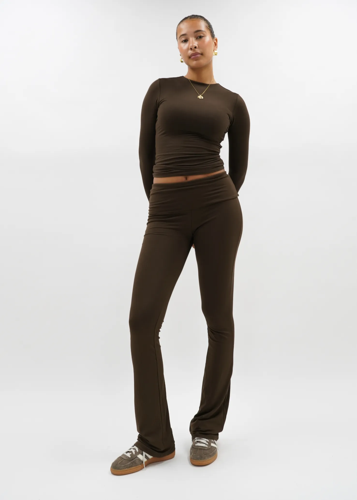 Fold-over flared pants chocolate brown (TALL)