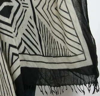 GEO AFRICANA - WOOL PONCHO