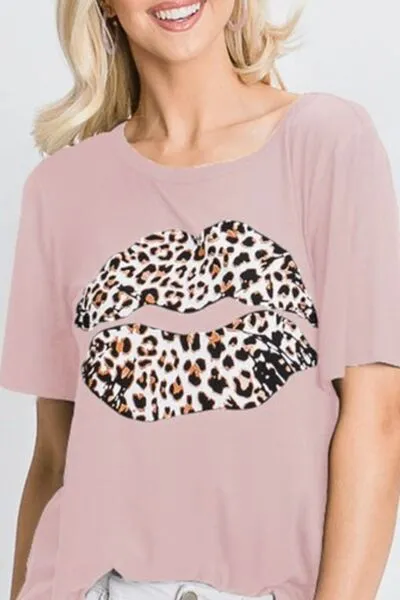 Heimish Full Size Leopard Lip Round Neck Short Sleeve T-Shirt Plus Size