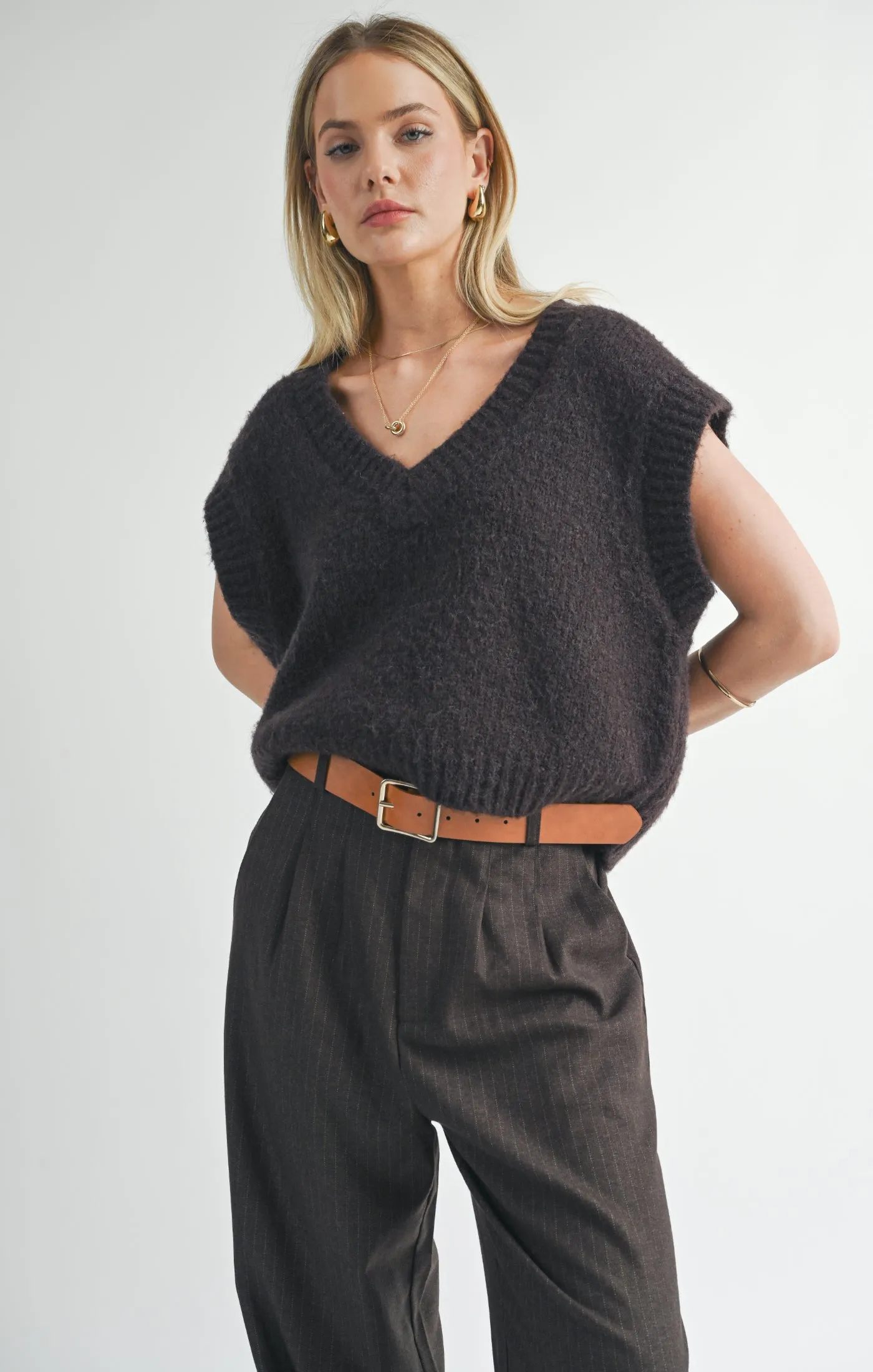 Peyton Oversized V Neck Sweater Vest | Chocolate