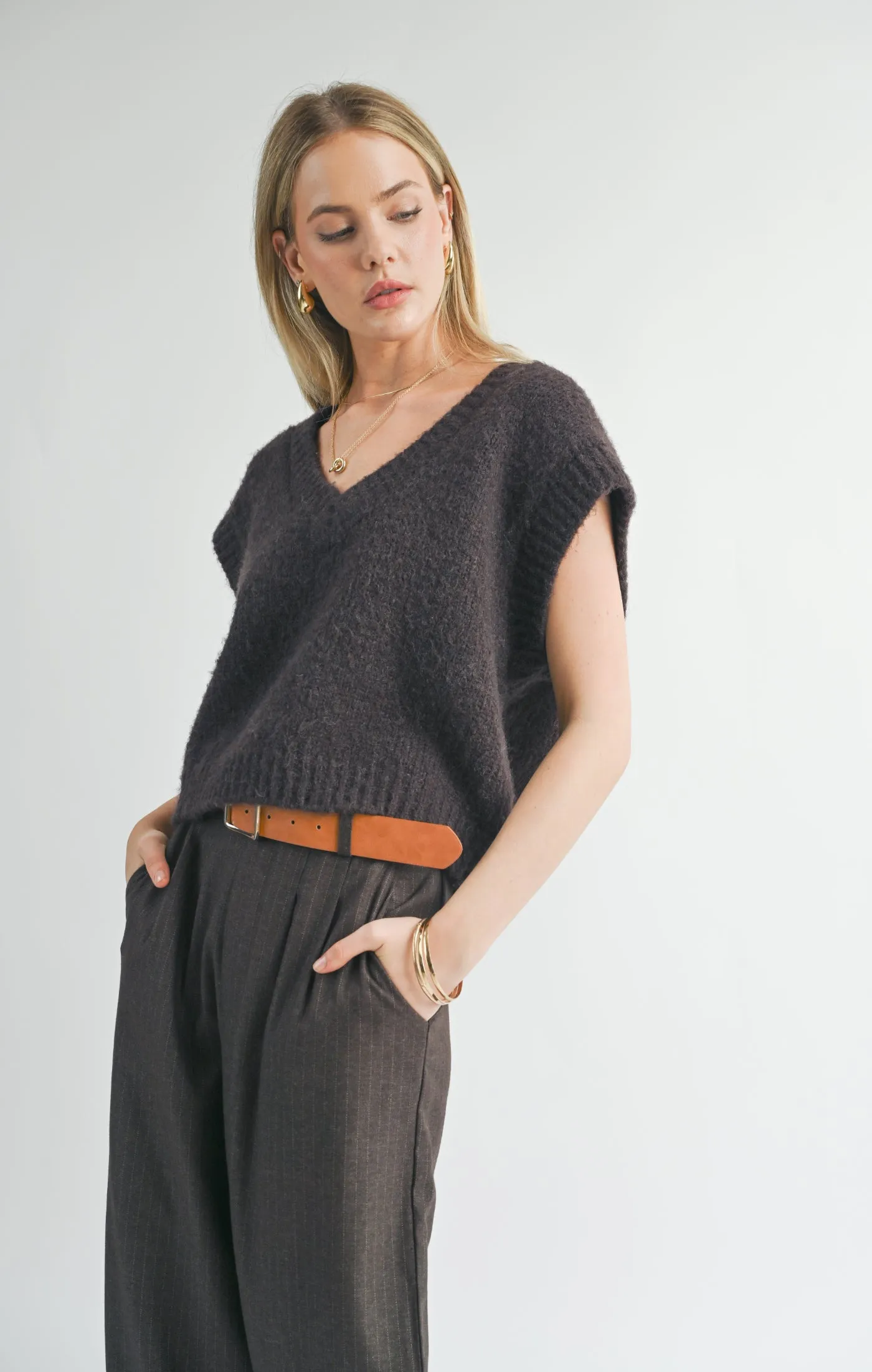 Peyton Oversized V Neck Sweater Vest | Chocolate