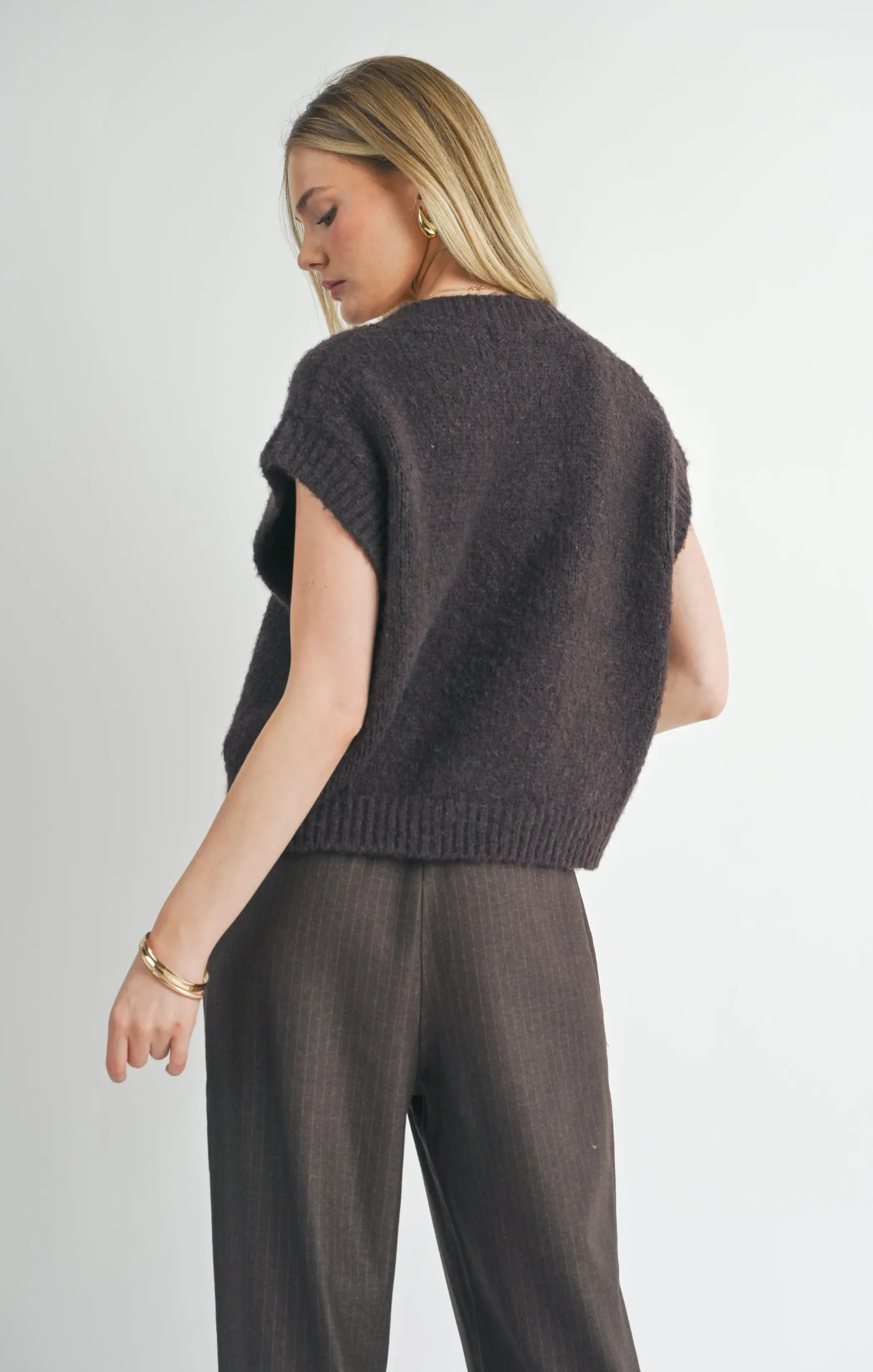 Peyton Oversized V Neck Sweater Vest | Chocolate