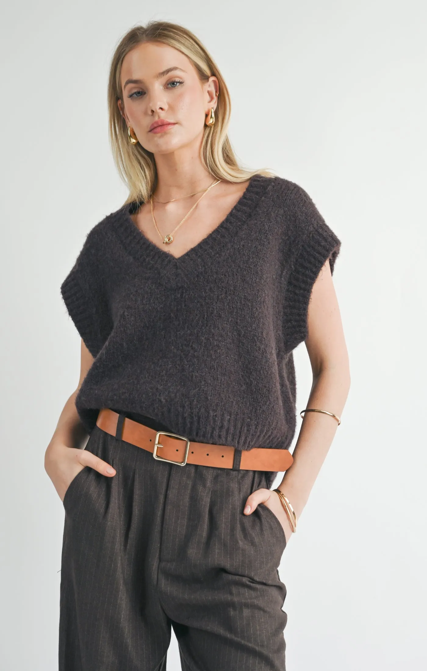 Peyton Oversized V Neck Sweater Vest | Chocolate