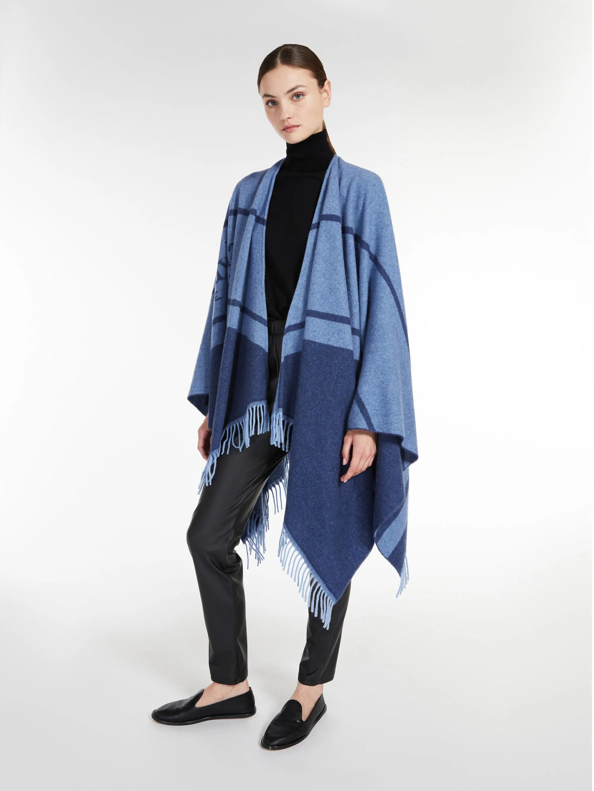 Poncho con Frange Blu