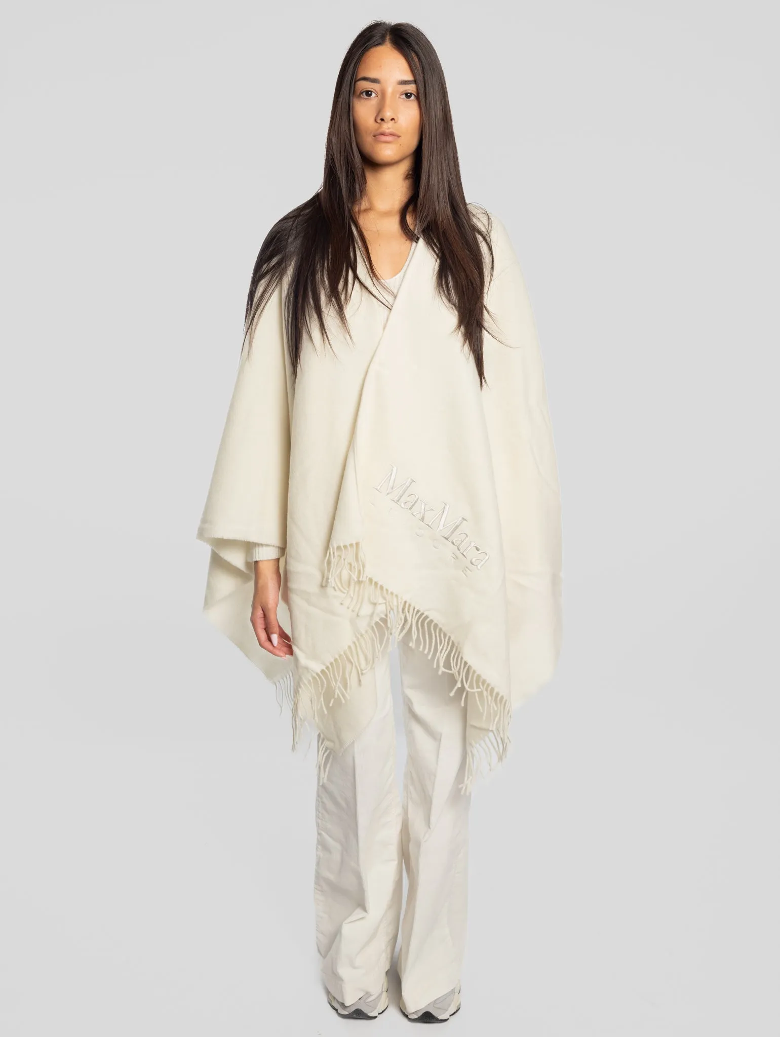 Poncho in Lana con Frange Bianco