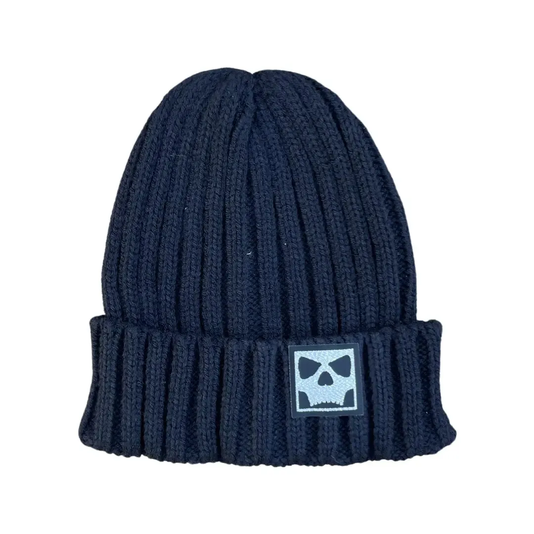 RIBBED SKULL BEANIE