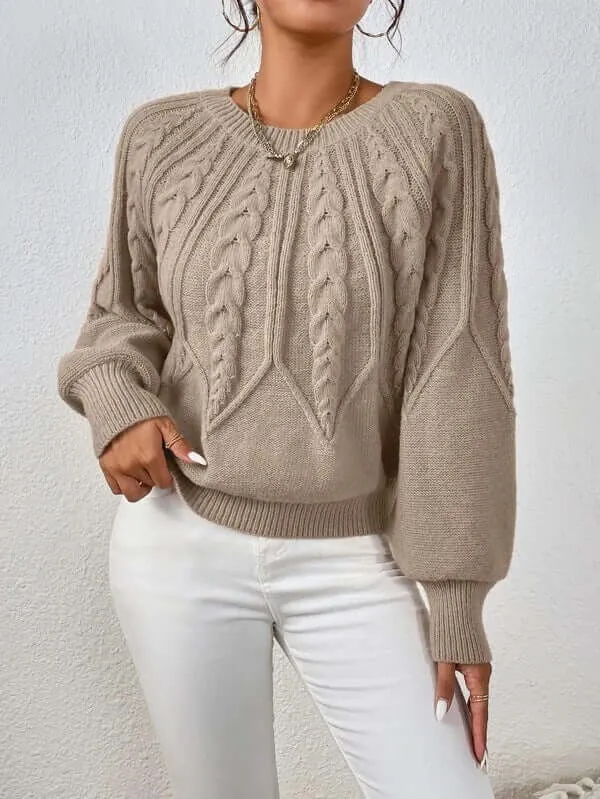 Twist Design Pullover Knitted Sweater