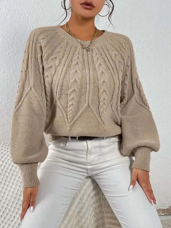 Twist Design Pullover Knitted Sweater